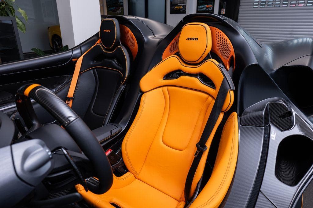 2020 McLaren Ostatní - 8