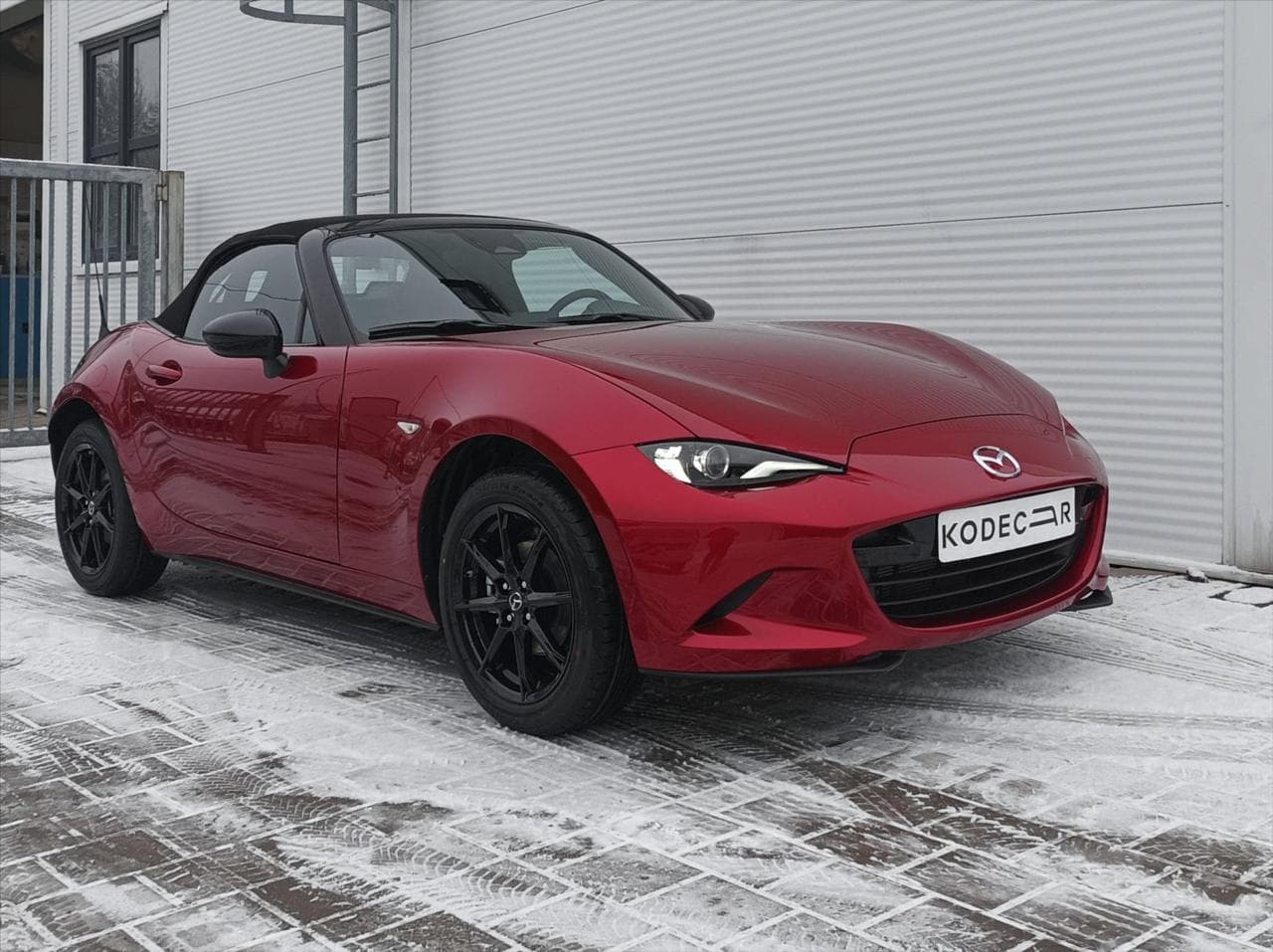 Mazda MX-5 1,5 Skyactiv-G 132k 6MAN 4x2  Prime-Line kabriolet