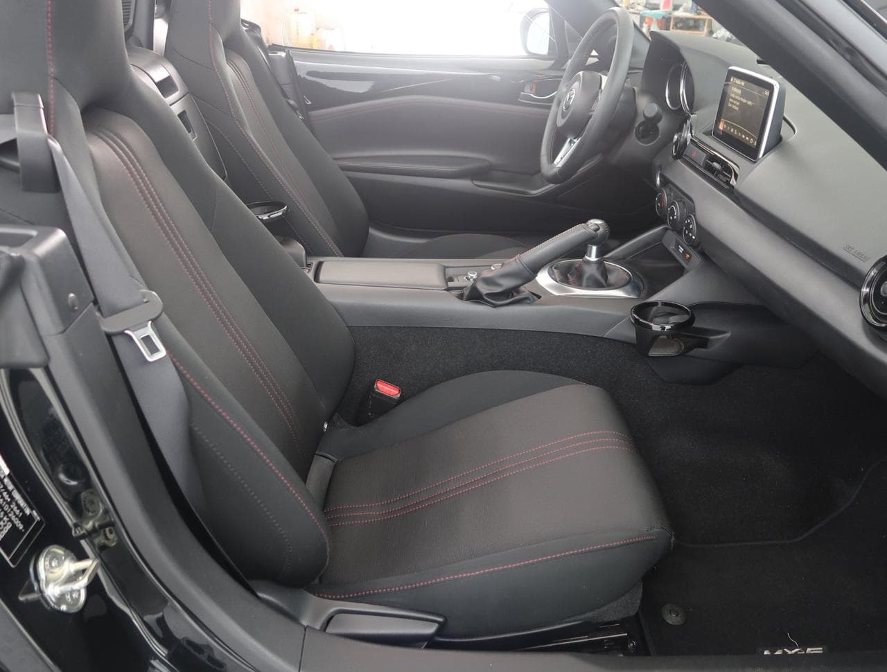 2017 Mazda MX-5 - 17