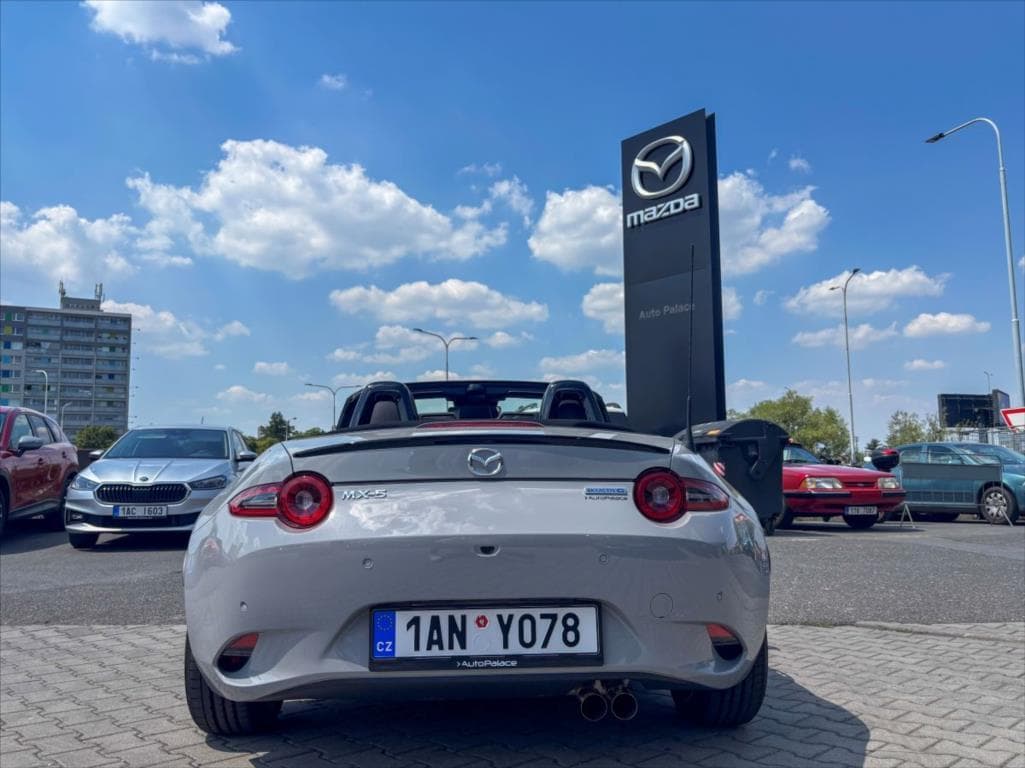 2025 Mazda MX-5 - 3
