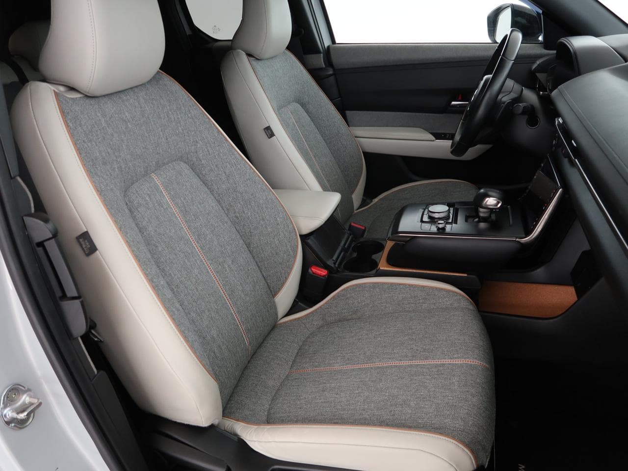 2020 Mazda MX-30 - 12