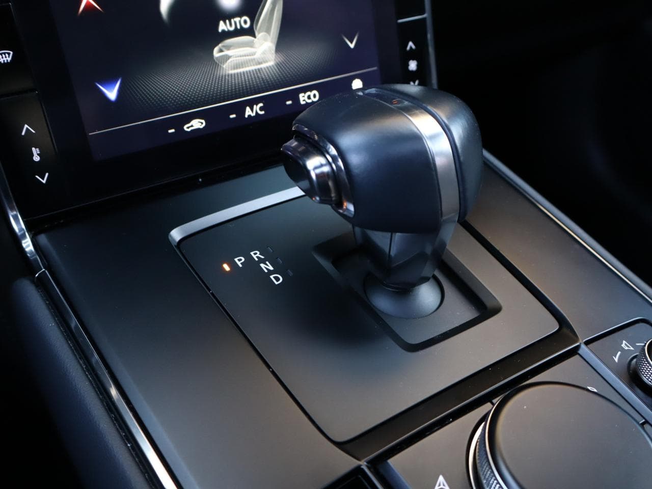 2022 Mazda Mx-30 - 17