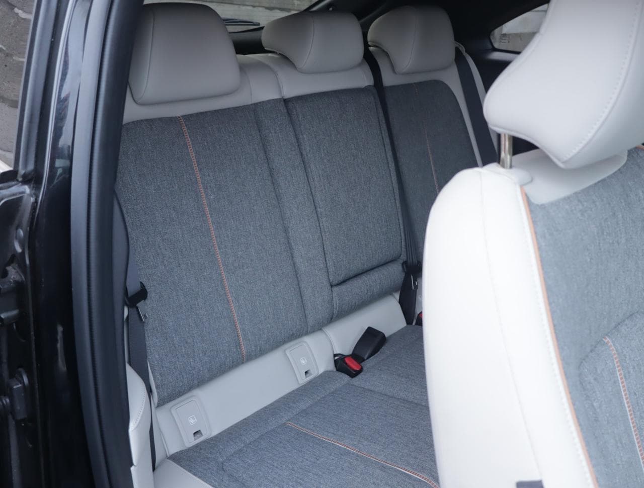 2020 Mazda Mx-30 - 13