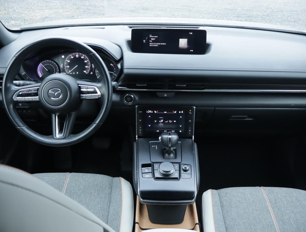 2020 Mazda Mx-30 - 10