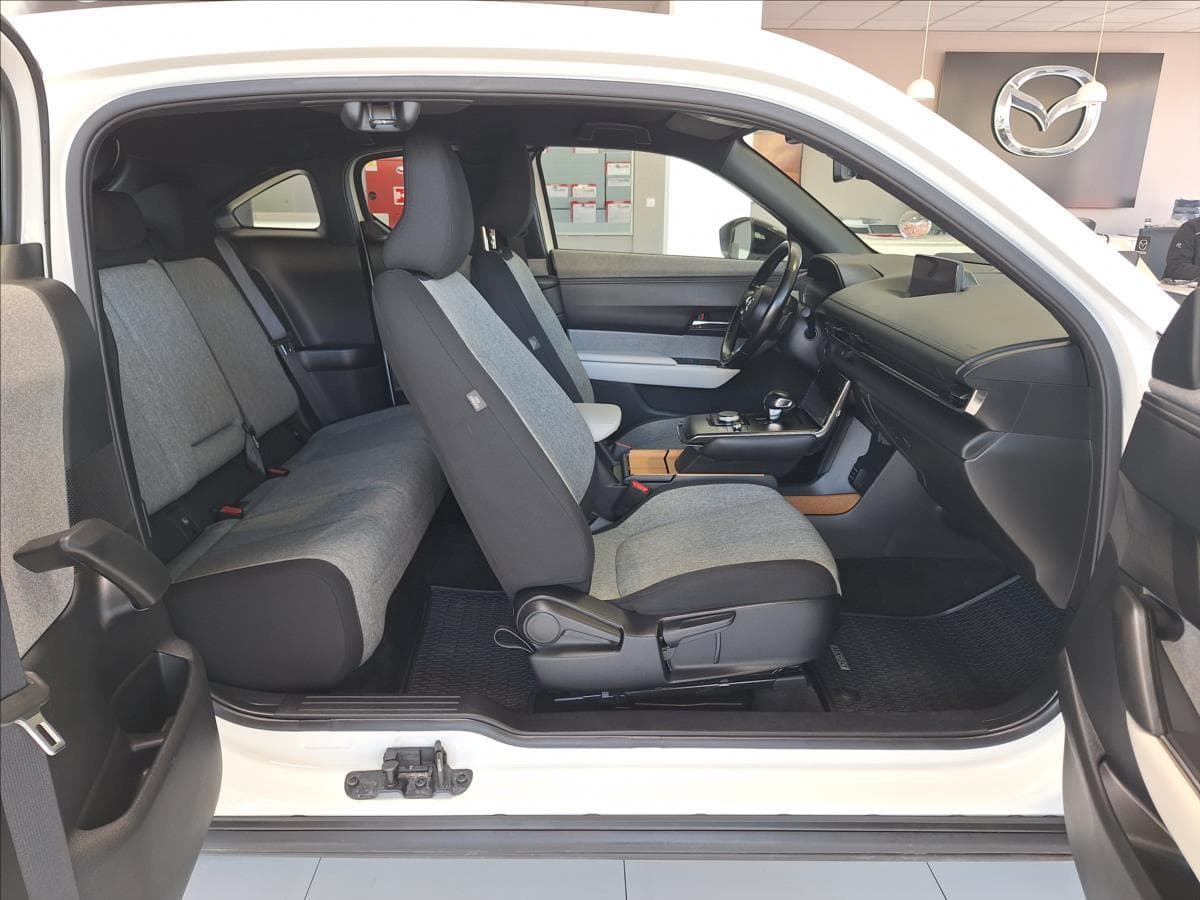 2022 Mazda Mx-30 - 7