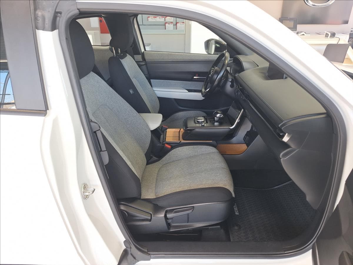 2022 Mazda Mx-30 - 6