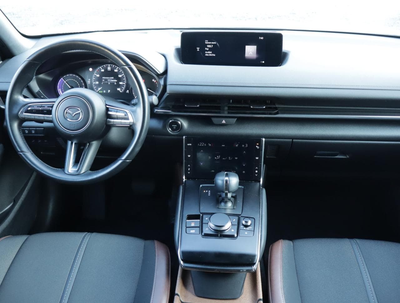 2022 Mazda MX-30 - 10