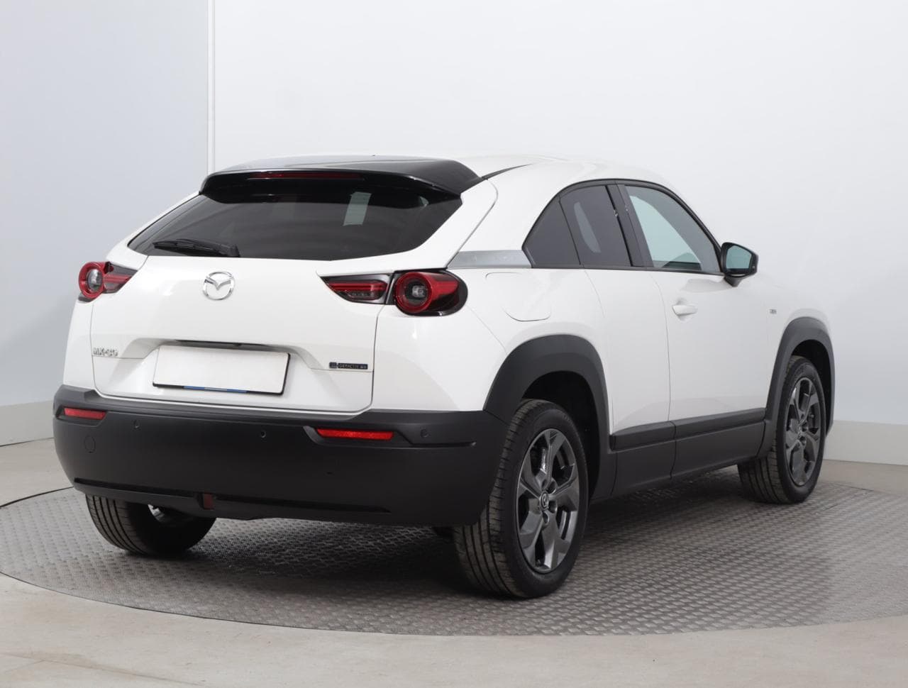 2023 Mazda MX-30 - 12
