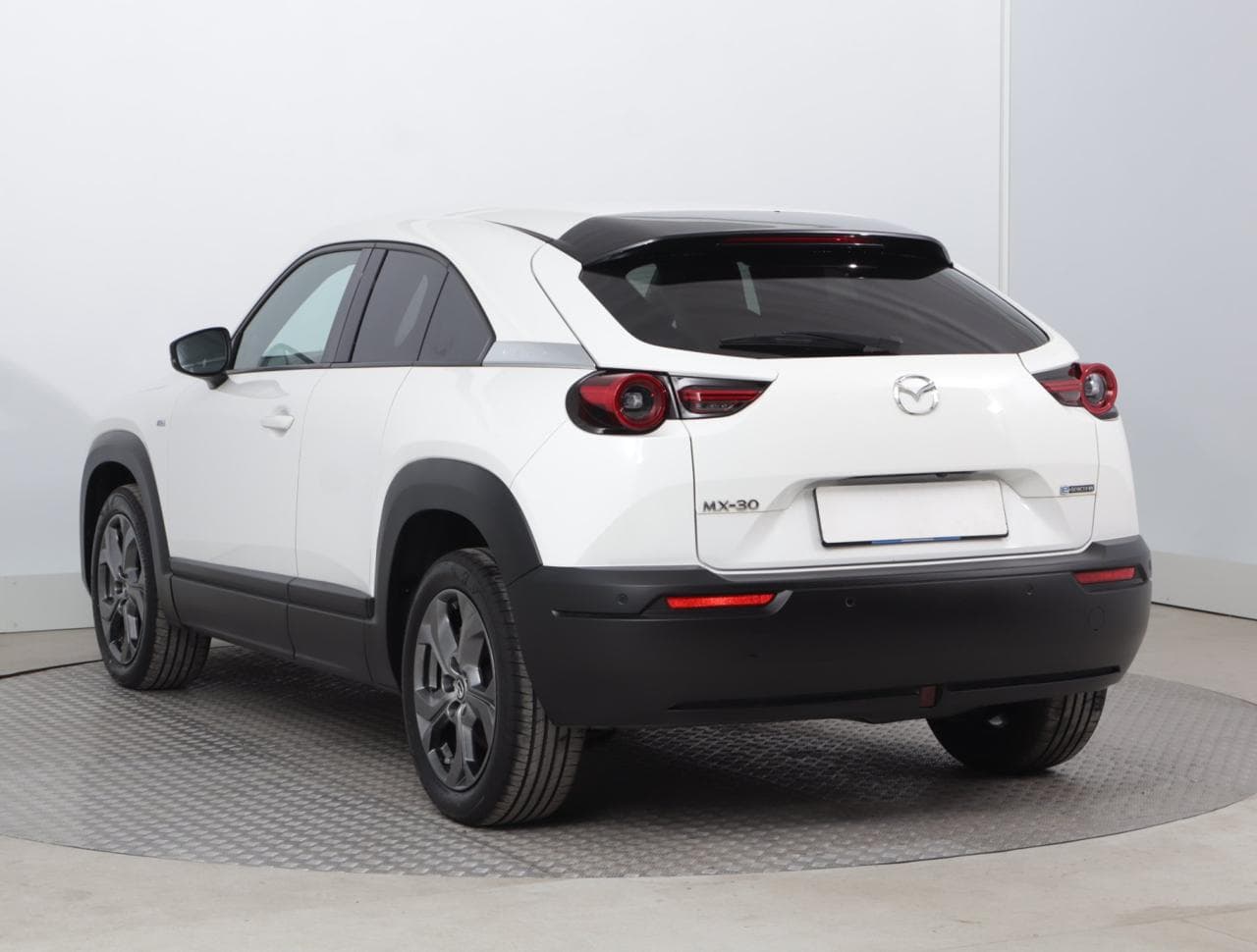 2023 Mazda MX-30 - 8