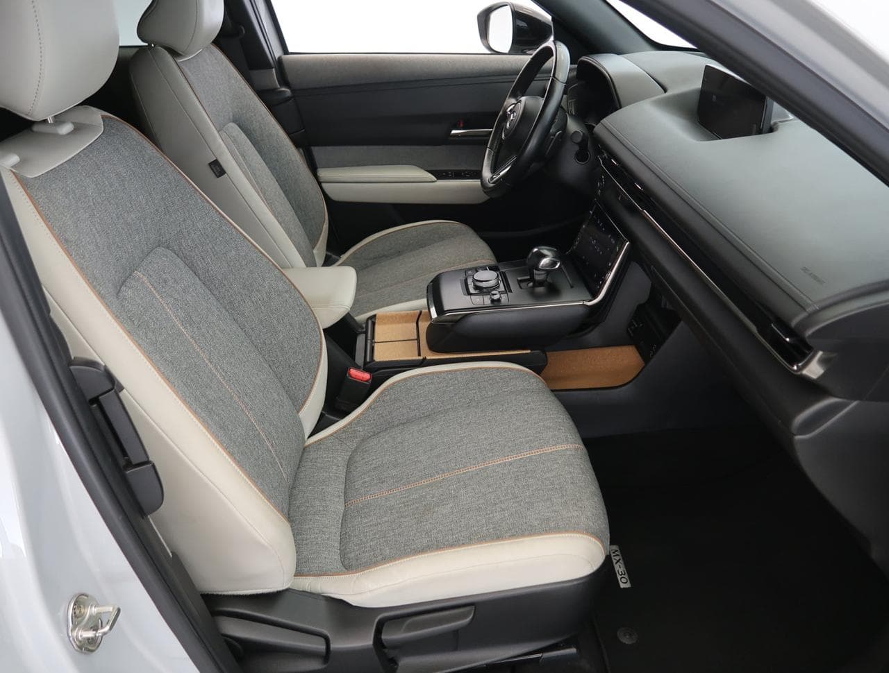 2020 Mazda MX-30 - 12