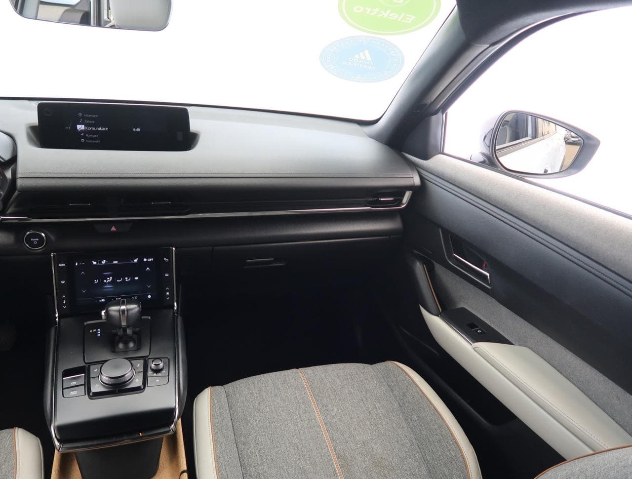 2020 Mazda MX-30 - 11