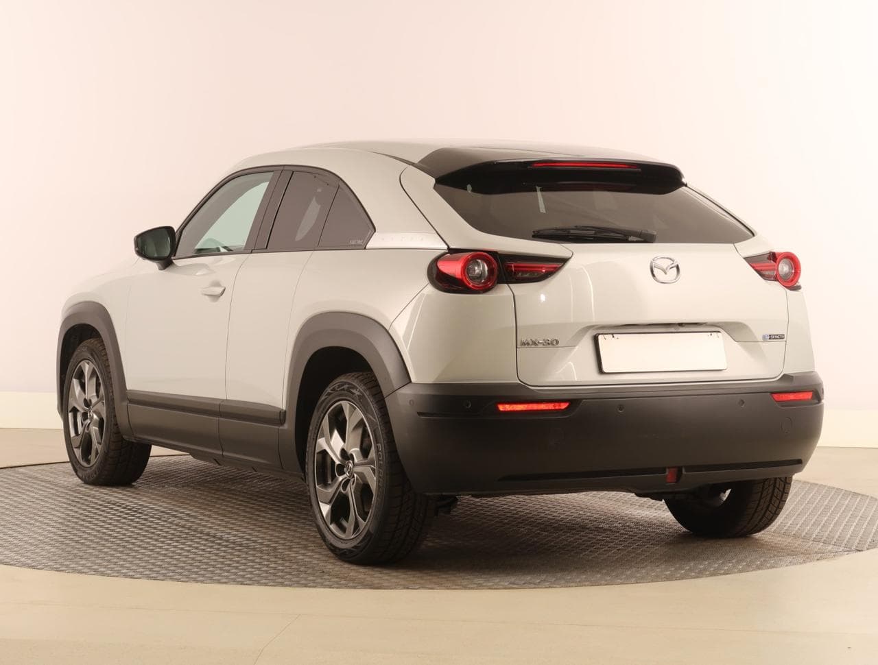 2020 Mazda MX-30 - 5