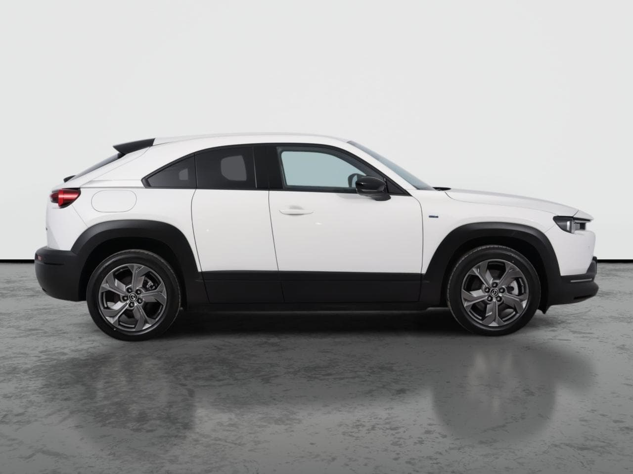 2023 Mazda MX-30 - 8