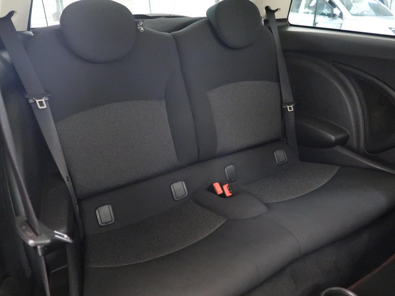 2014 Mini ONE - 13