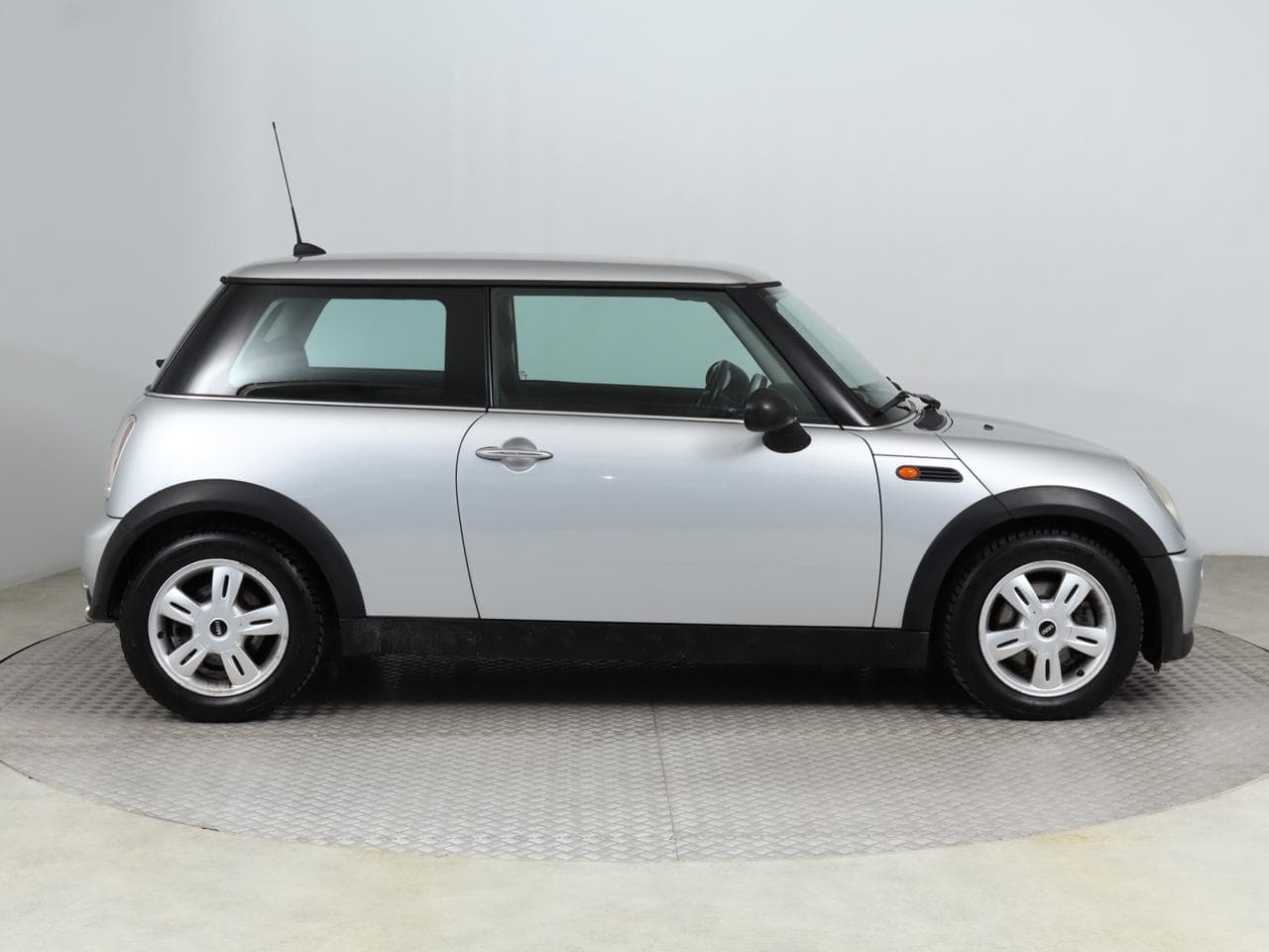 2004 Mini One - 15