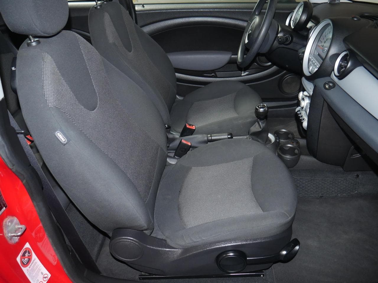 2010 Mini ONE - 13