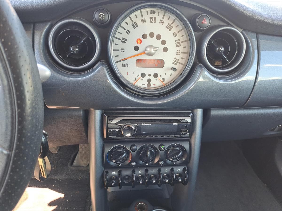 2004 Mini ONE - 11