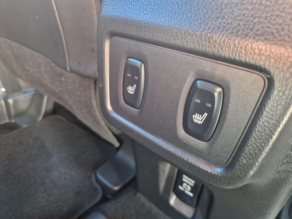 Mitsubishi Ostatní 2.4 PHEV 4x4 Black Edition DPH SUV