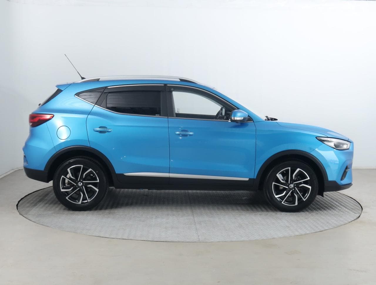 2022 MG OSTATNÍ - 8
