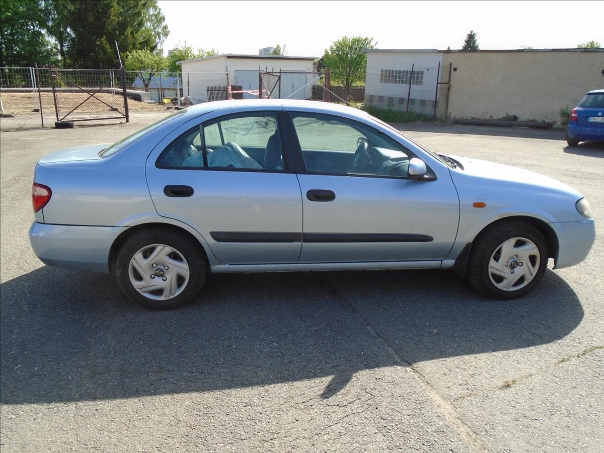 2004 Nissan ALMERA - 5