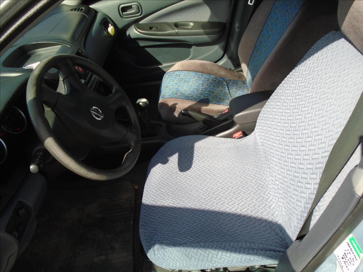 2004 Nissan ALMERA - 10