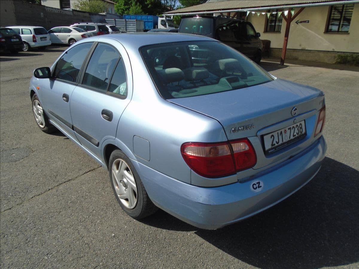2004 Nissan ALMERA - 2