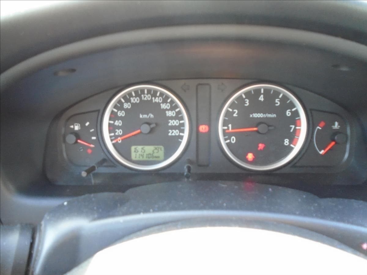 2004 Nissan ALMERA - 16