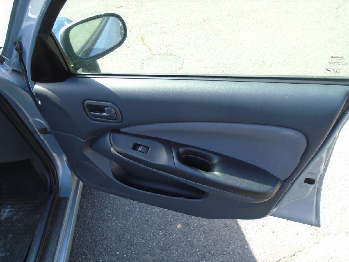 2004 Nissan ALMERA - 13