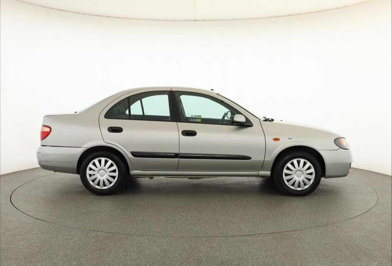 2004 Nissan ALMERA - 15
