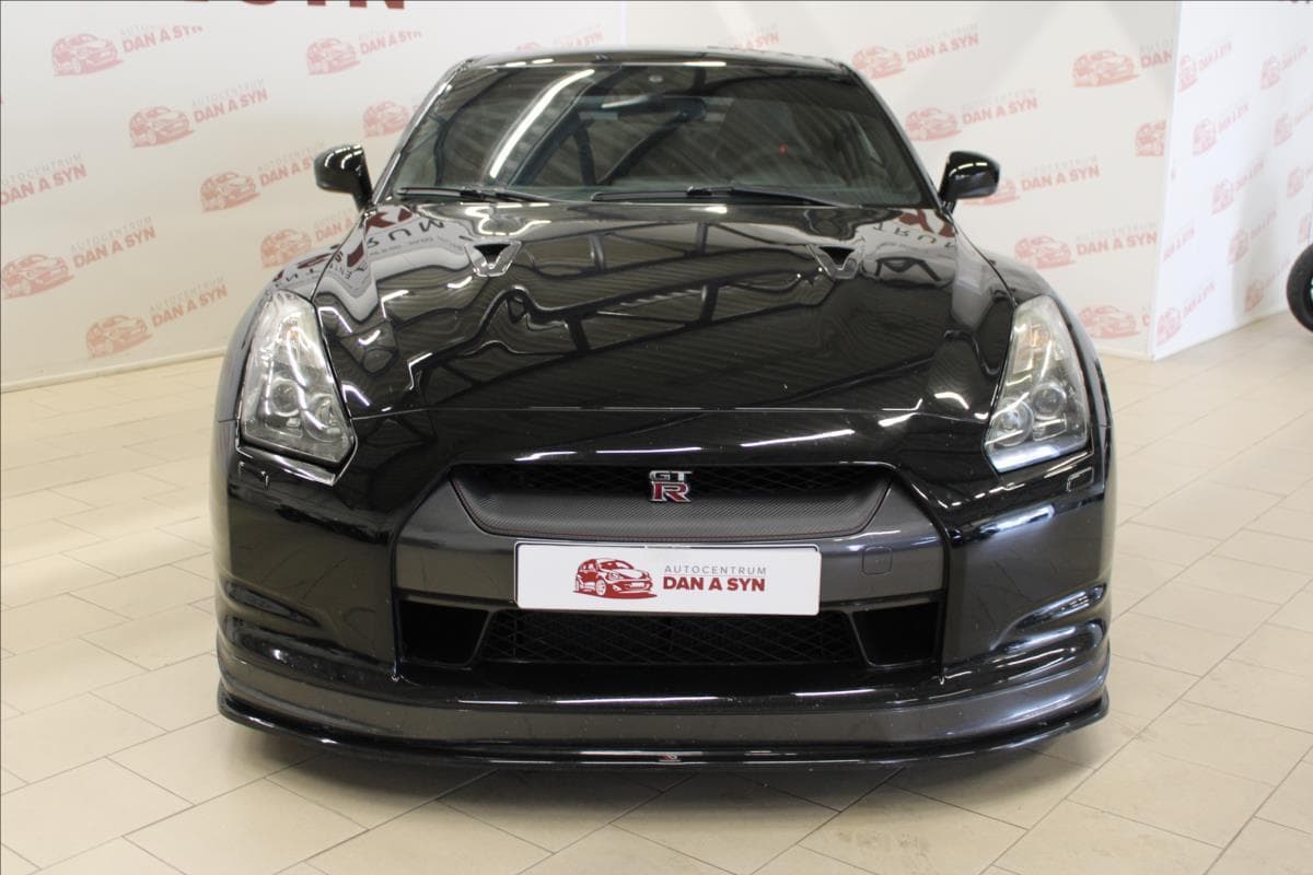 2009 Nissan GT-R - 2