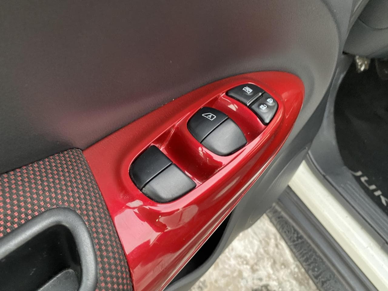 2017 Nissan JUKE - 13
