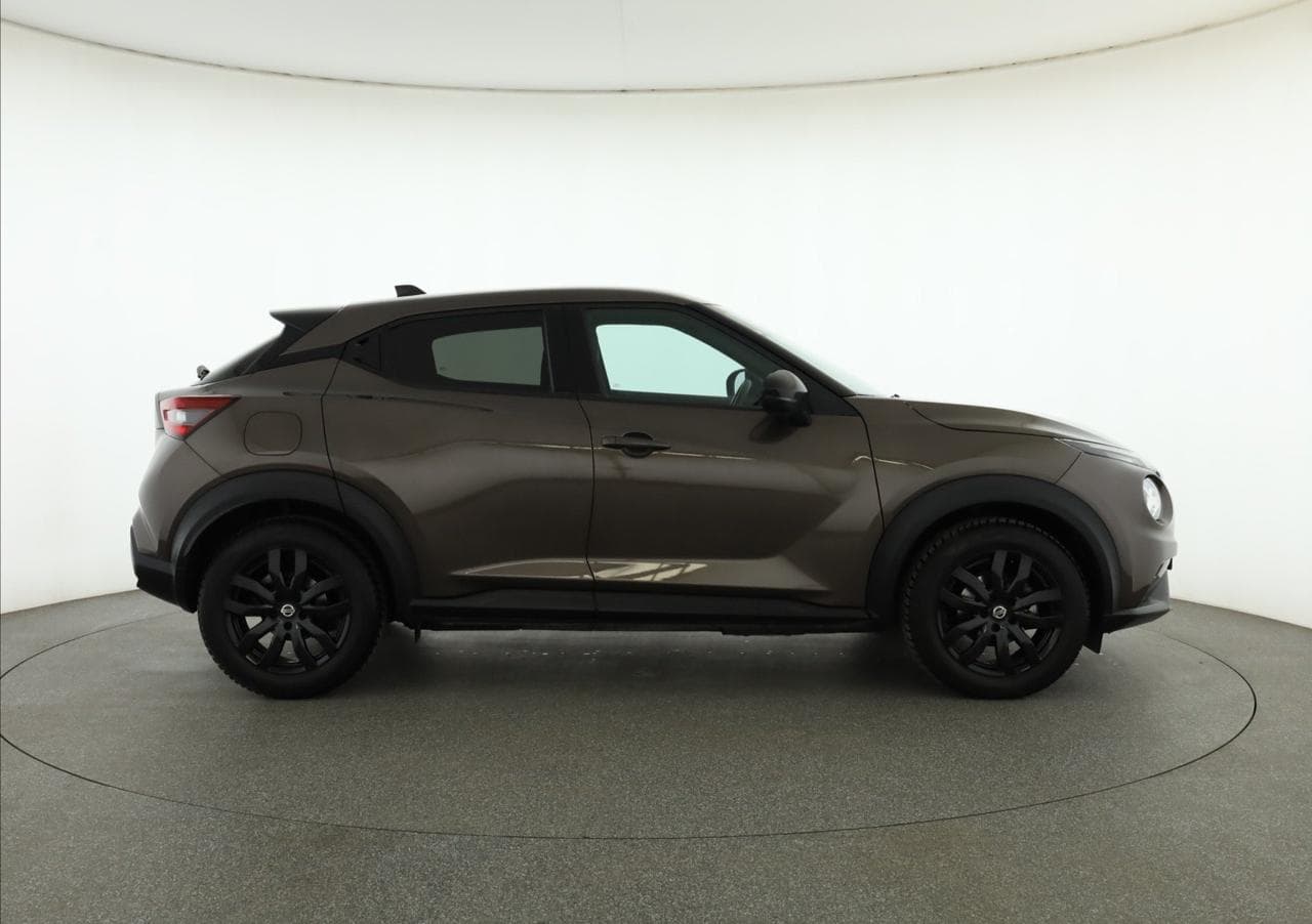 2020 Nissan Juke - 8