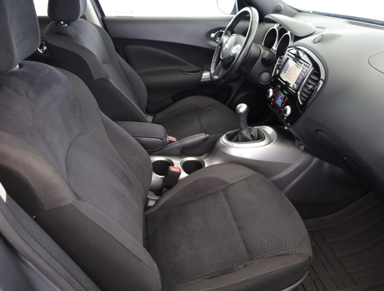 2013 Nissan Juke - 10