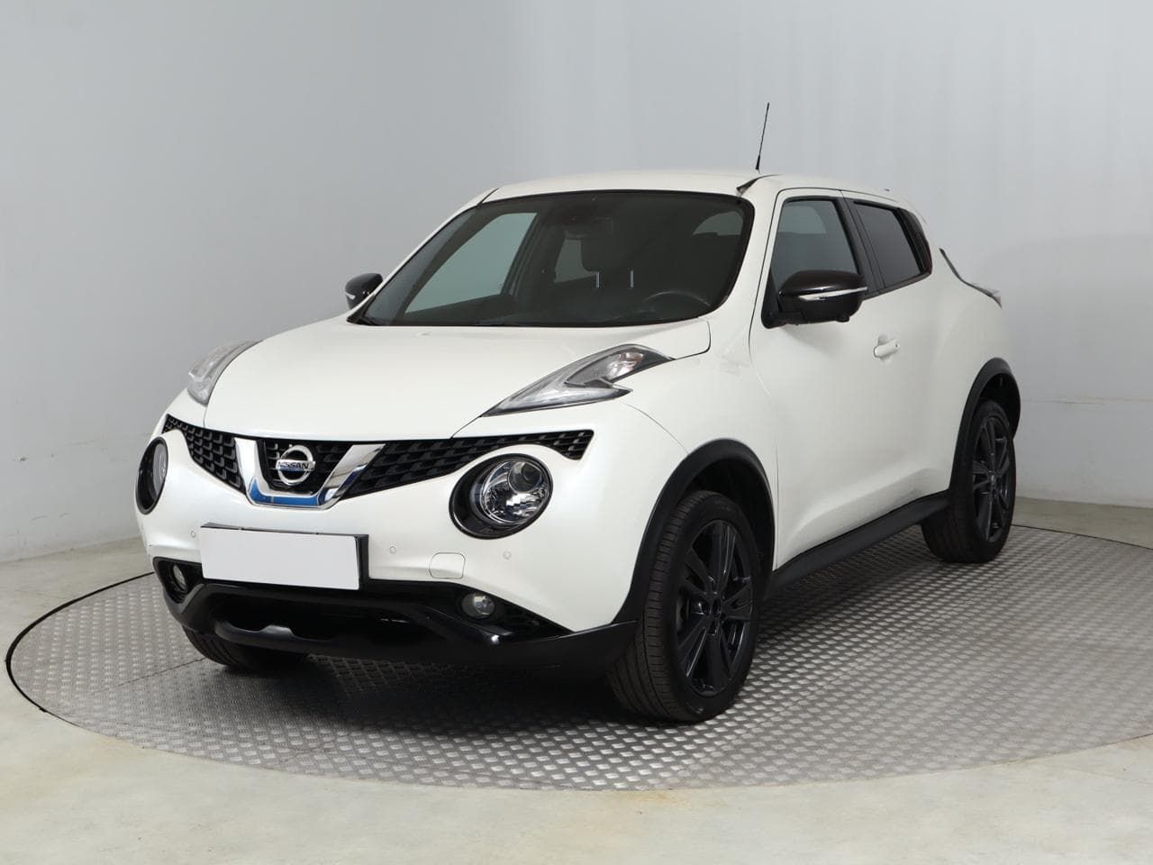 2017 Nissan JUKE - 3