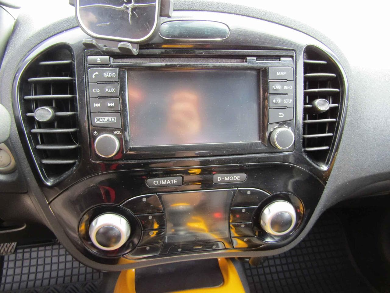 2017 Nissan JUKE - 17