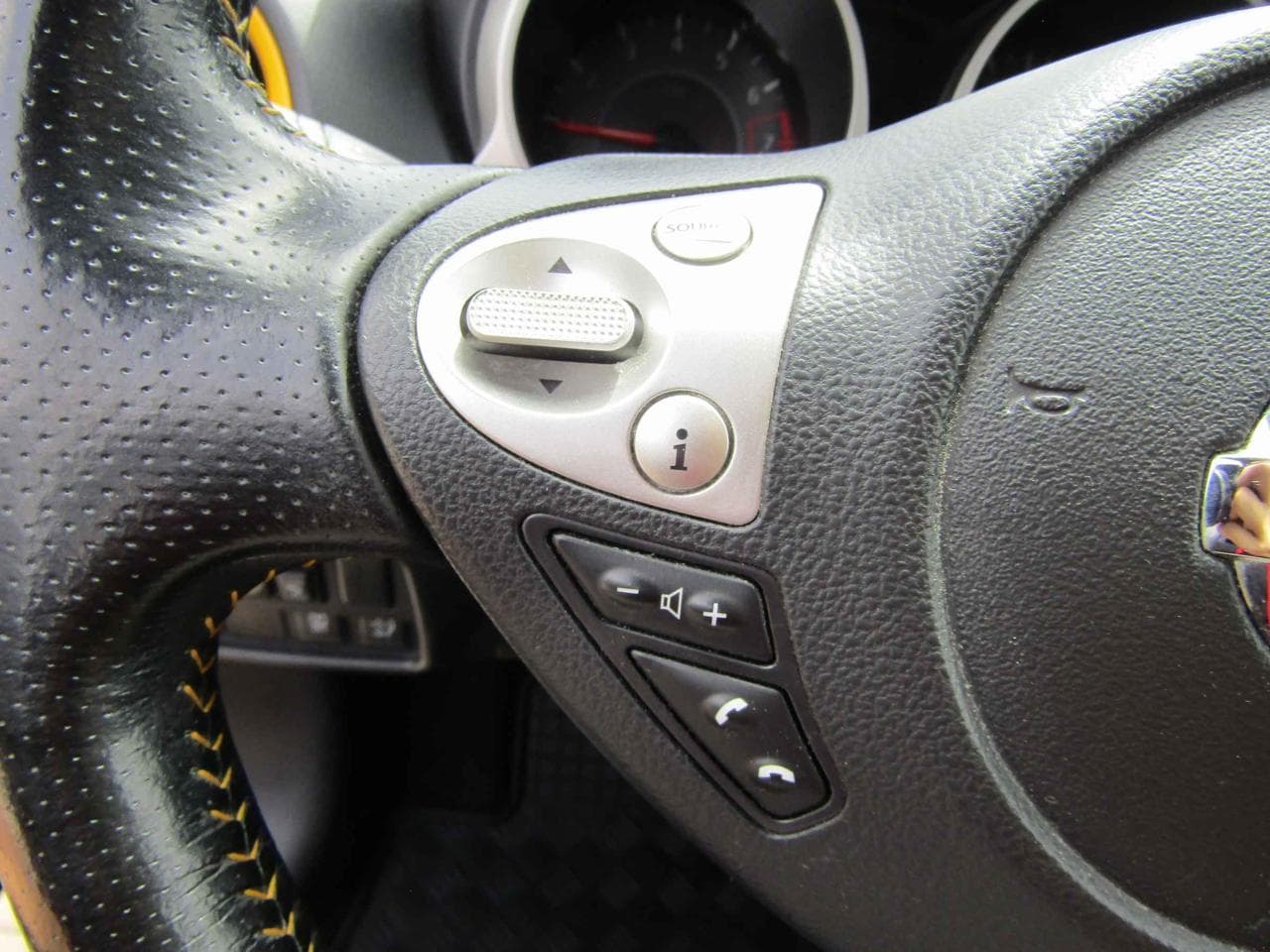 2017 Nissan JUKE - 23