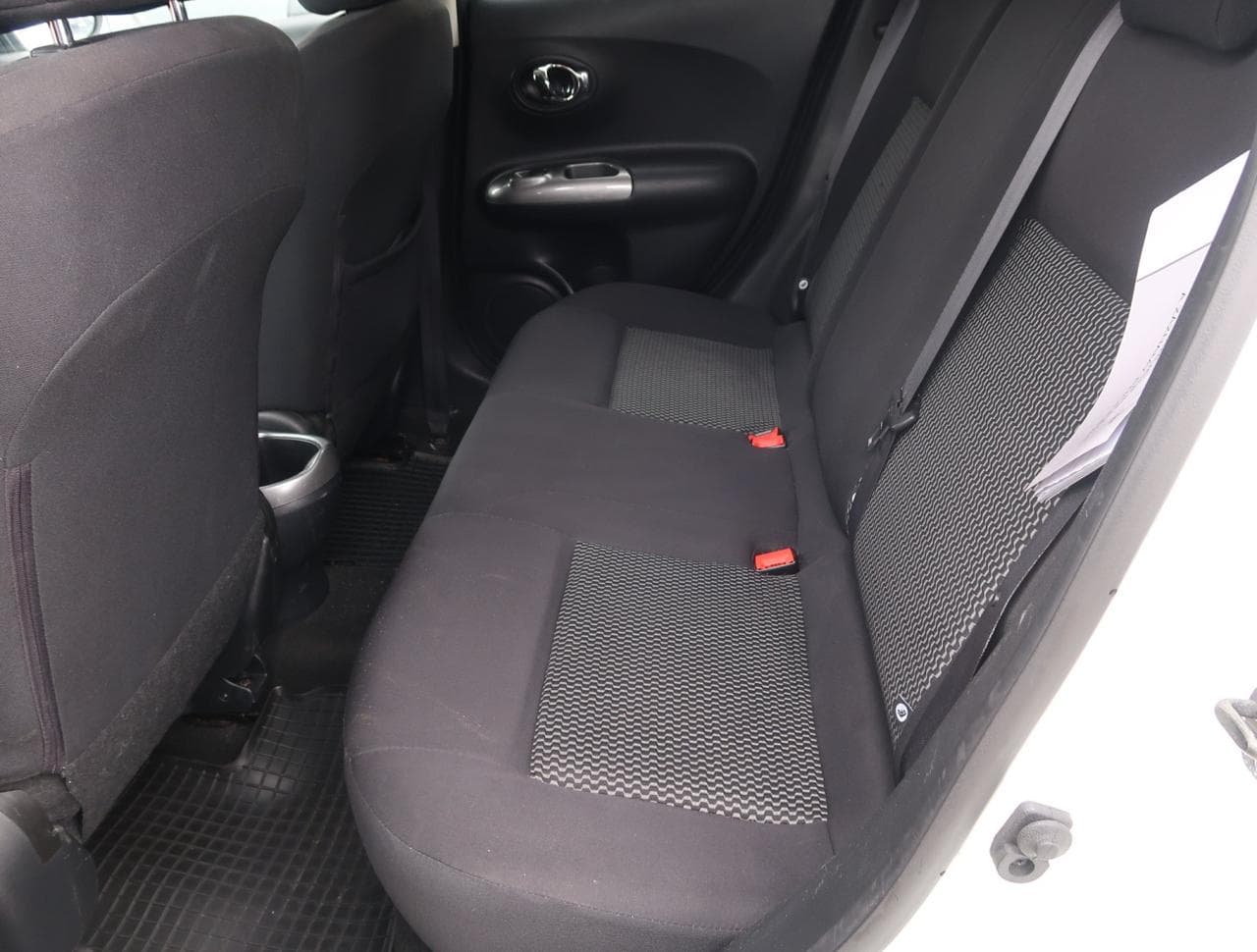 2017 Nissan JUKE - 25