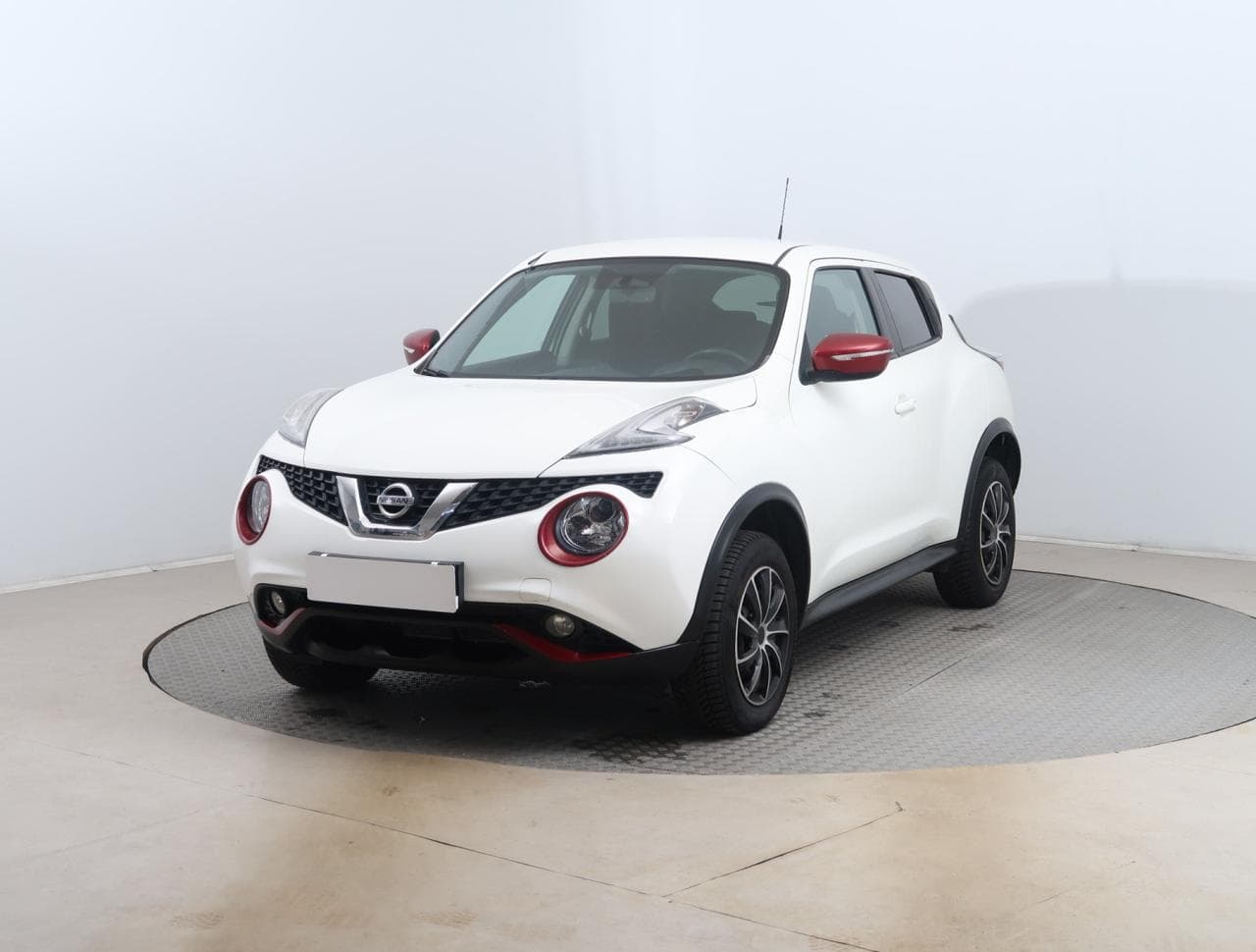 2017 Nissan JUKE - 5