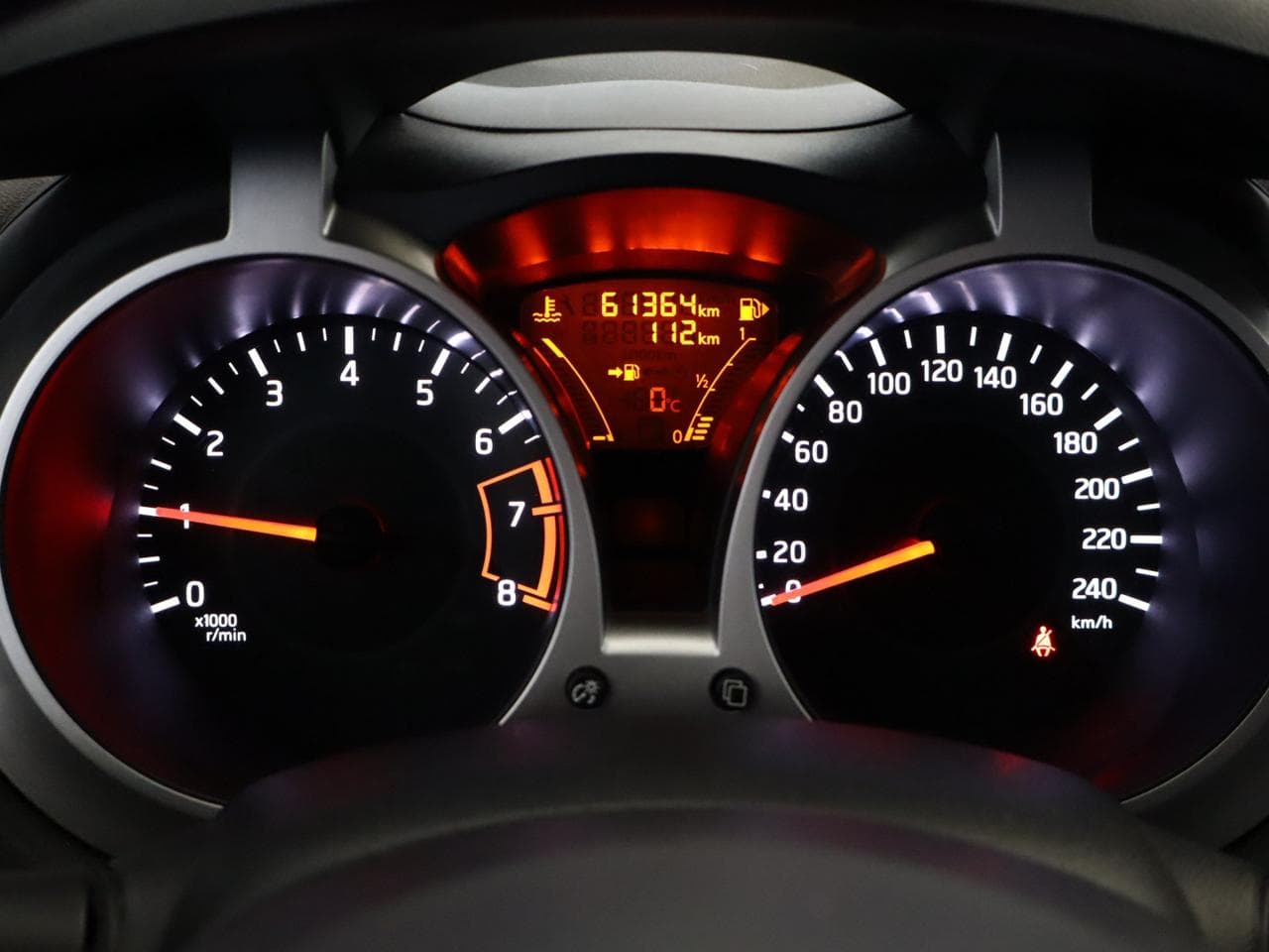 2016 Nissan JUKE - 24