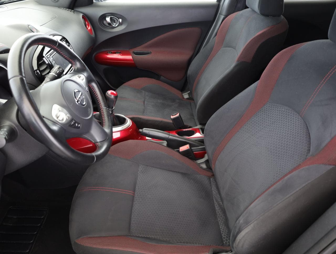 2016 Nissan JUKE - 24