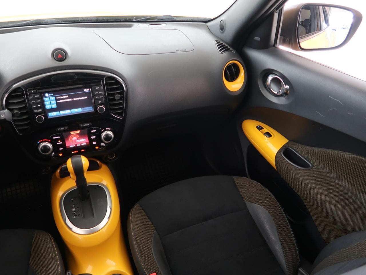 2017 Nissan JUKE - 11
