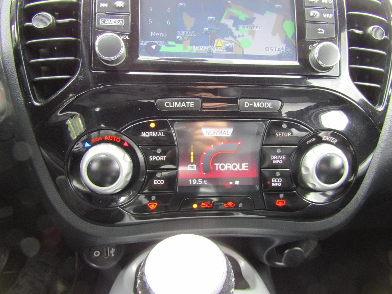 2017 Nissan JUKE - 14