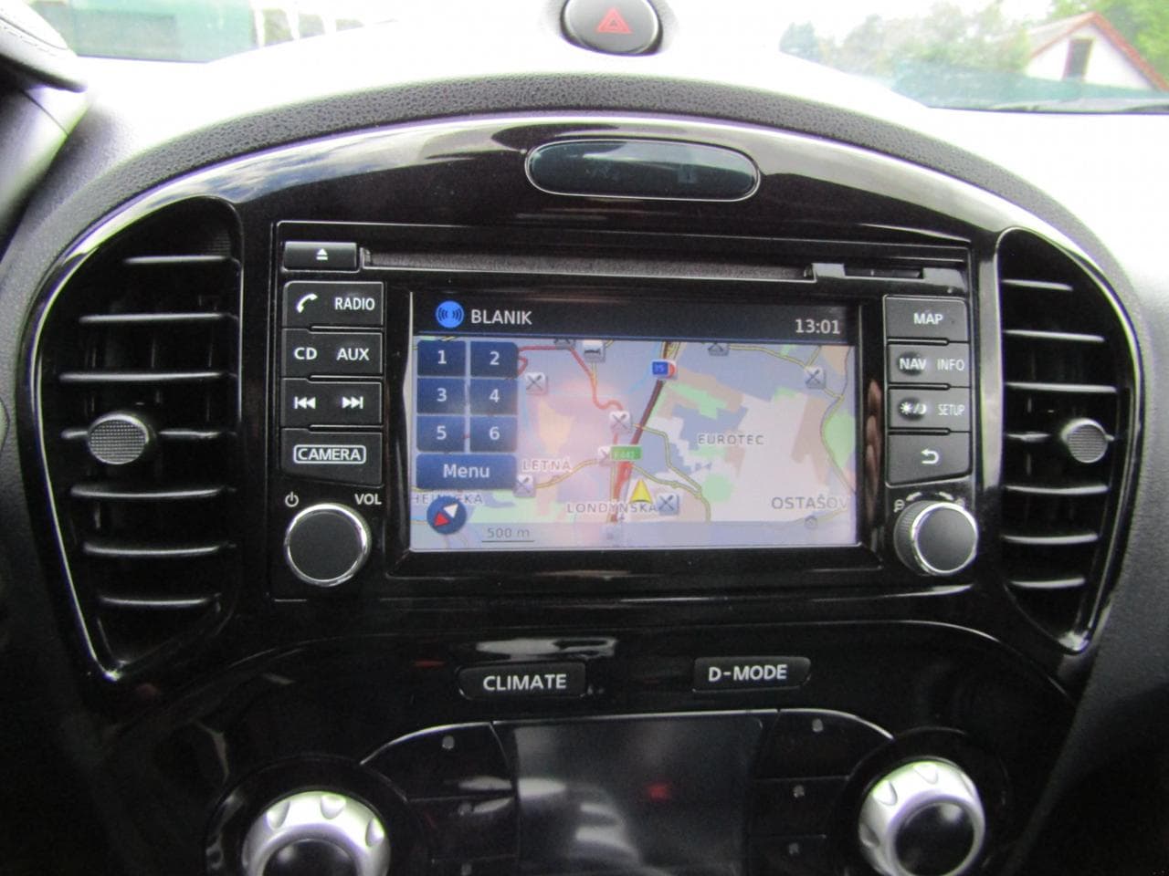 2017 Nissan JUKE - 13