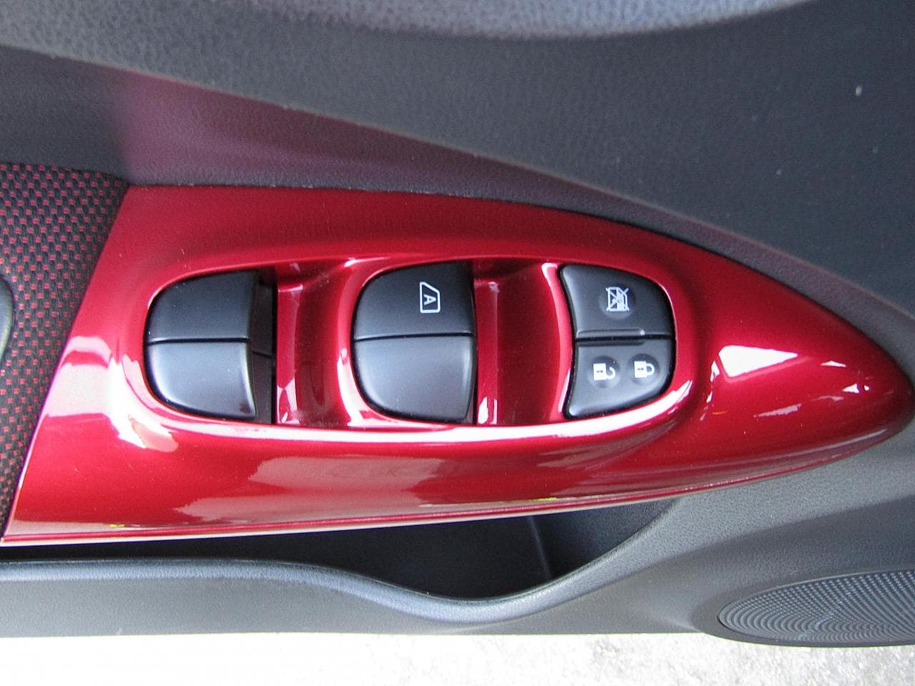 2015 Nissan JUKE - 11