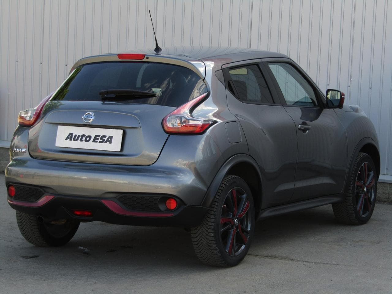 2015 Nissan JUKE - 4