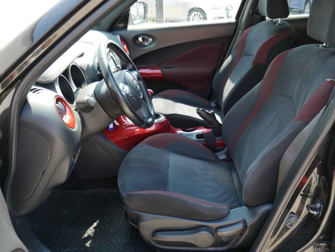 2014 Nissan JUKE - 9