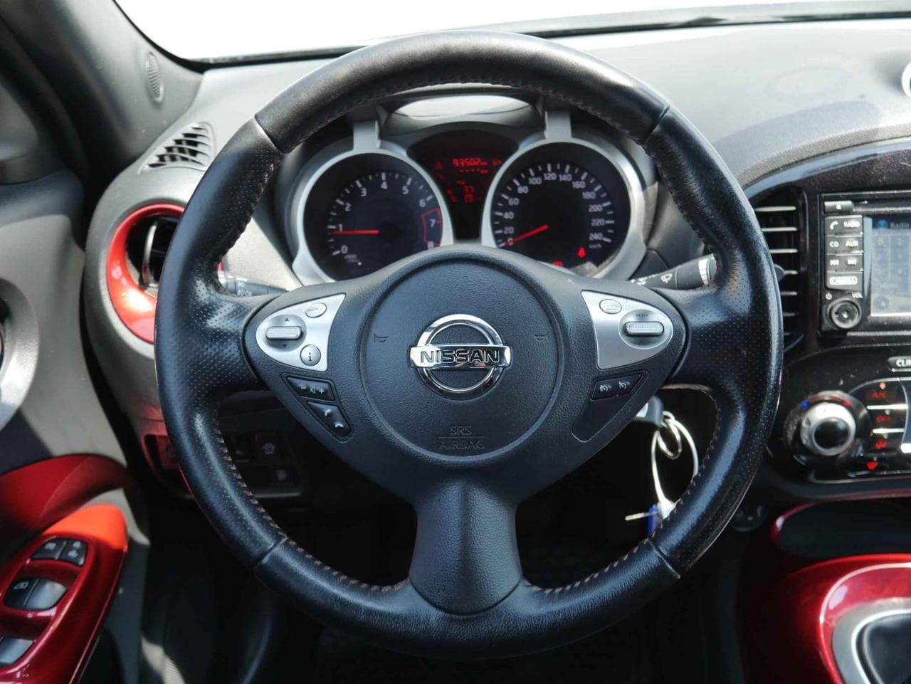 2014 Nissan JUKE - 12
