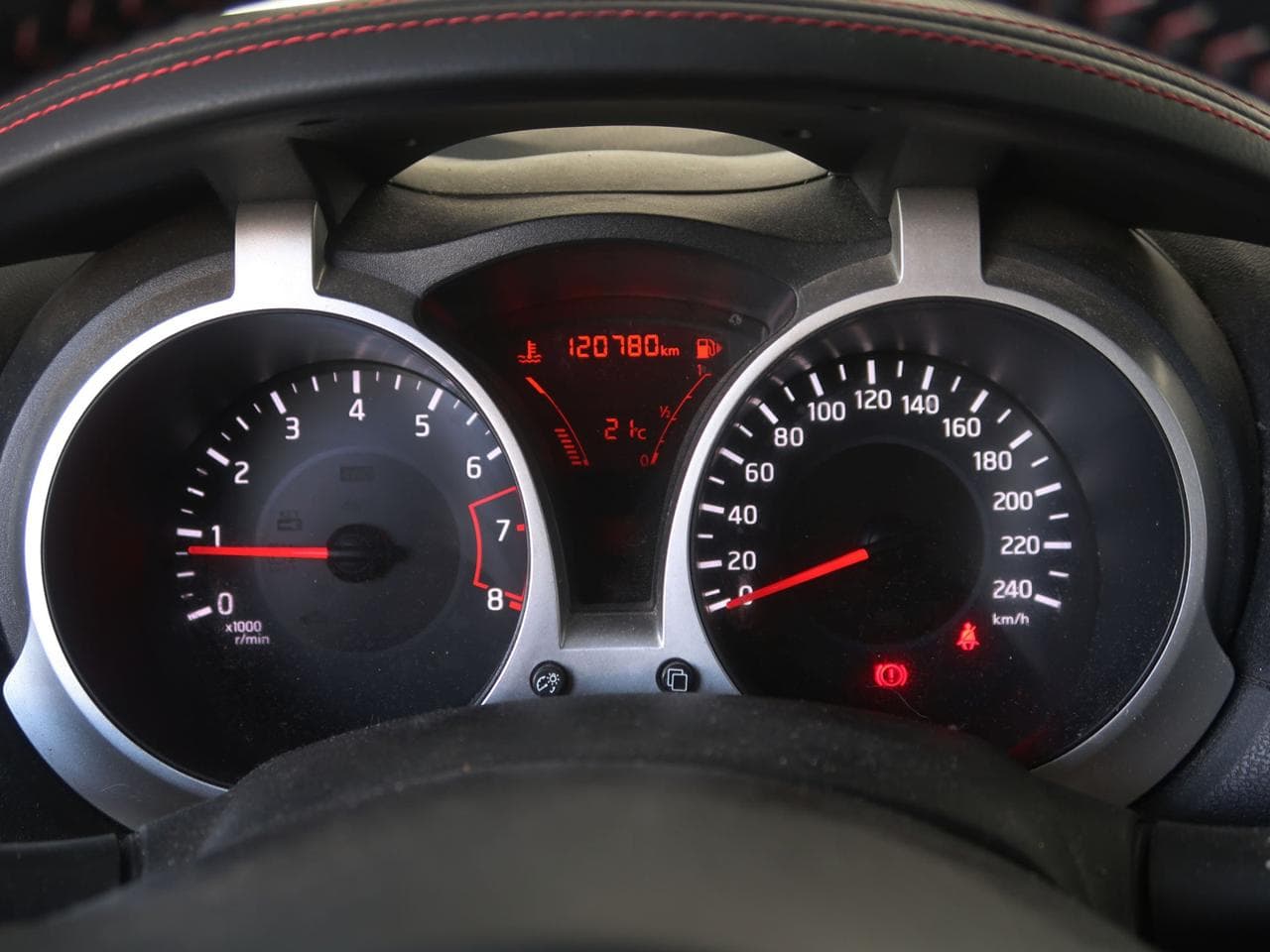 2015 Nissan JUKE - 17