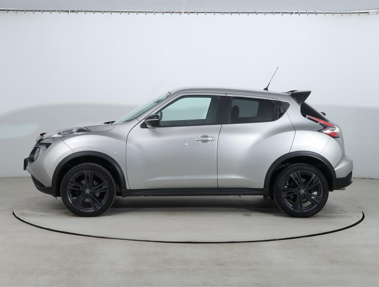 2016 Nissan JUKE - 4