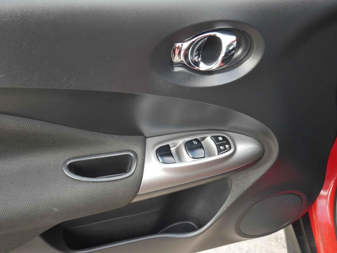 2016 Nissan JUKE - 24